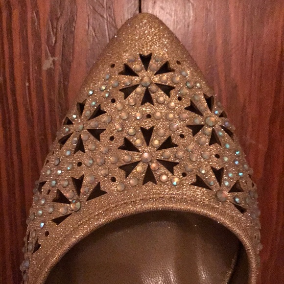 Almost new heels - Picture 2 of 5